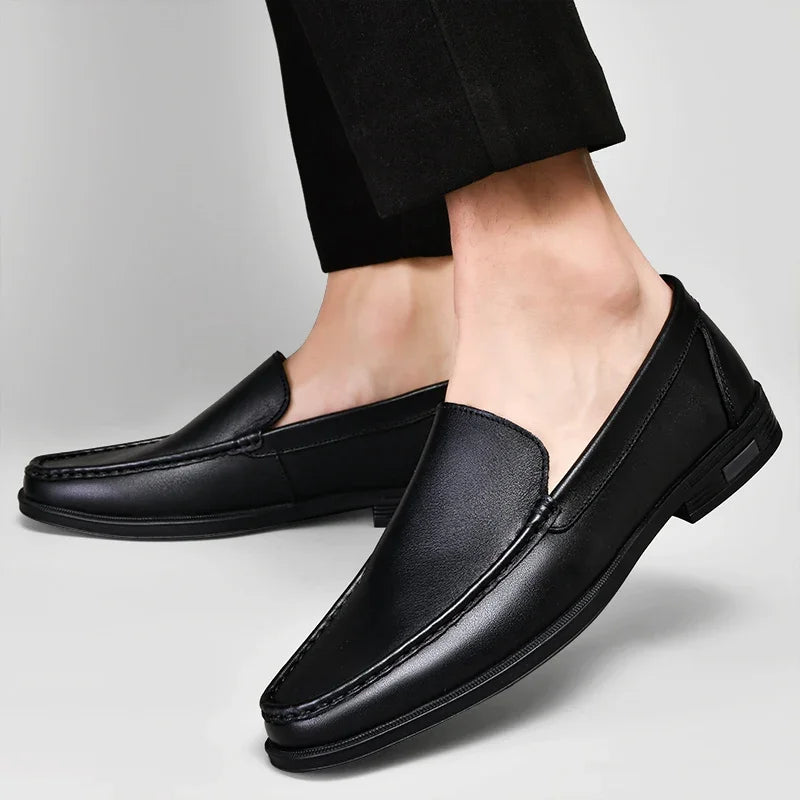 Mocassim Elegance Ferraz – Couro Slip On Confortável