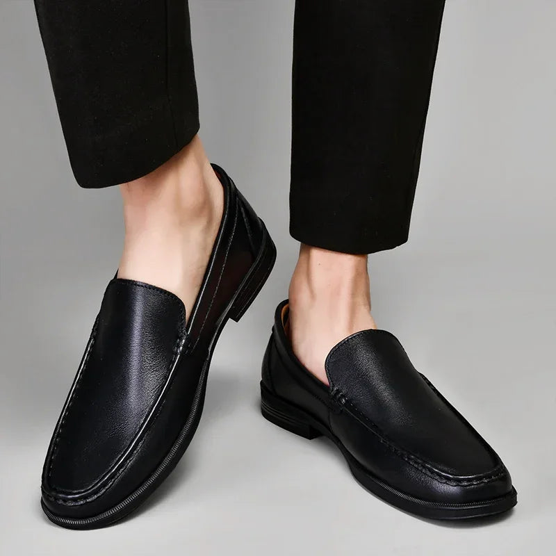 Mocassim Elegance Ferraz – Couro Slip On Confortável